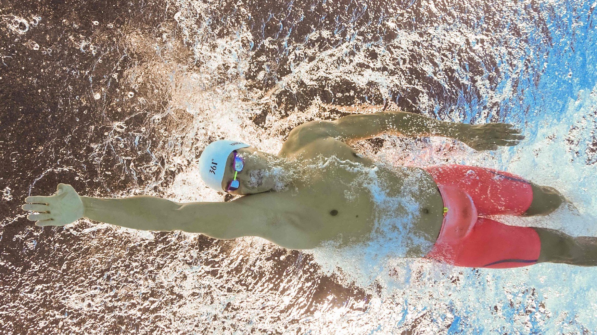 曹缘展现强大心理素质与赛场韧性,冠军专访曹缘