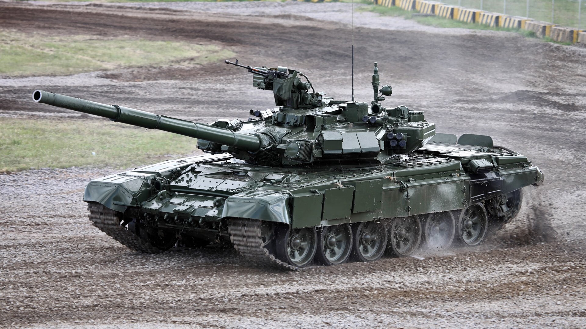 开云体育移动版-场上精彩瞬间：王强最后一秒三分逆转全场！，王强2000